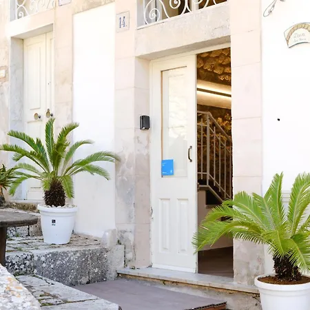 Casa Dava *